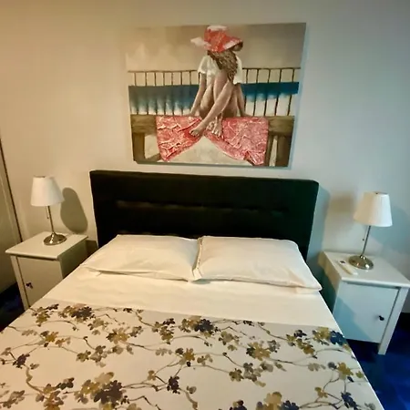 Pensión Domus Stadio Nápoles